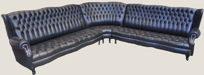 Canapé d'angle Anglais Kent en cuir de vachette coloris noir de